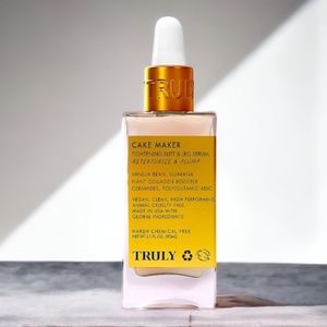 NWT Truly Beauty Tightening Butt & Leg Serum
Butt Leg Tightening Serum
3.1 Fl Oz